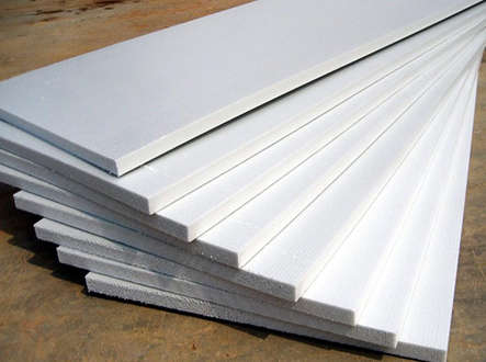 保温材料市场鱼龙混杂，所以对于挤塑板厂家来说，也是一场挑战。所以很多人认为这是一种极大的威胁，因为处在这个对市场利益刻薄的行业，不得不让人心生防备。今天小编就跟大家说说如何把握市场行情，扩大市场份额。